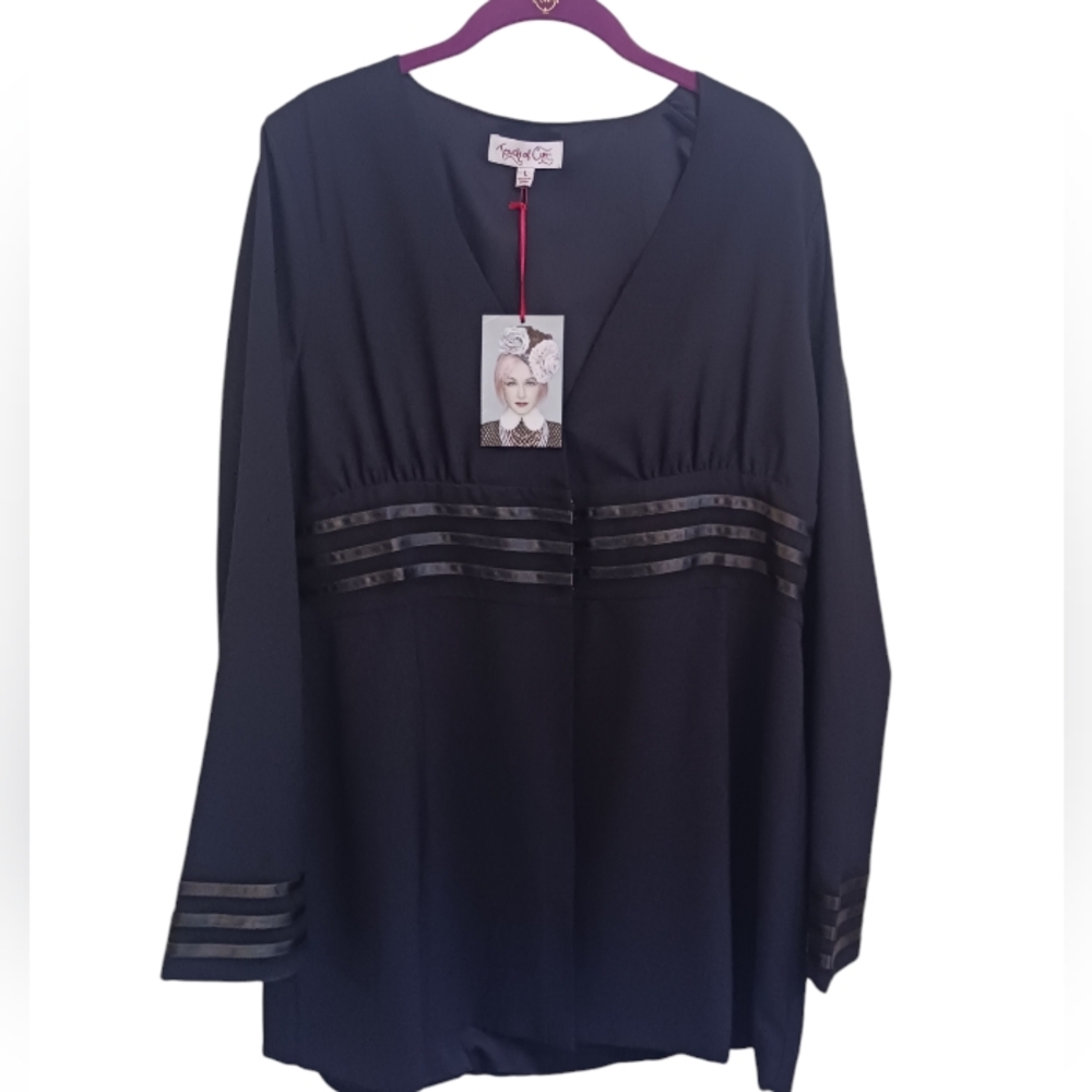 LIKE NEW!! Black Long Sleeve Blouse Size Large